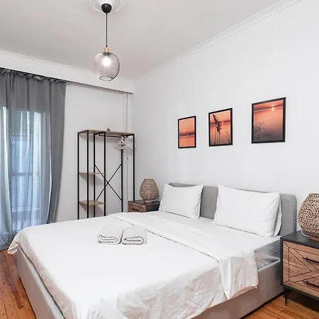 Houseloft Rotonda Apartment