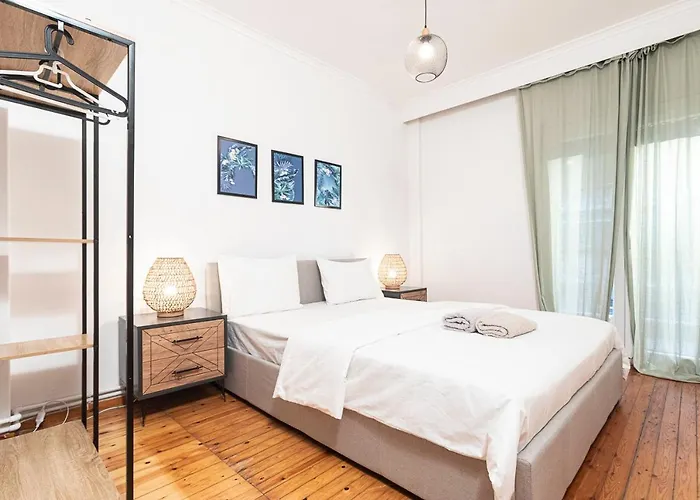 Houseloft Rotonda شقة
